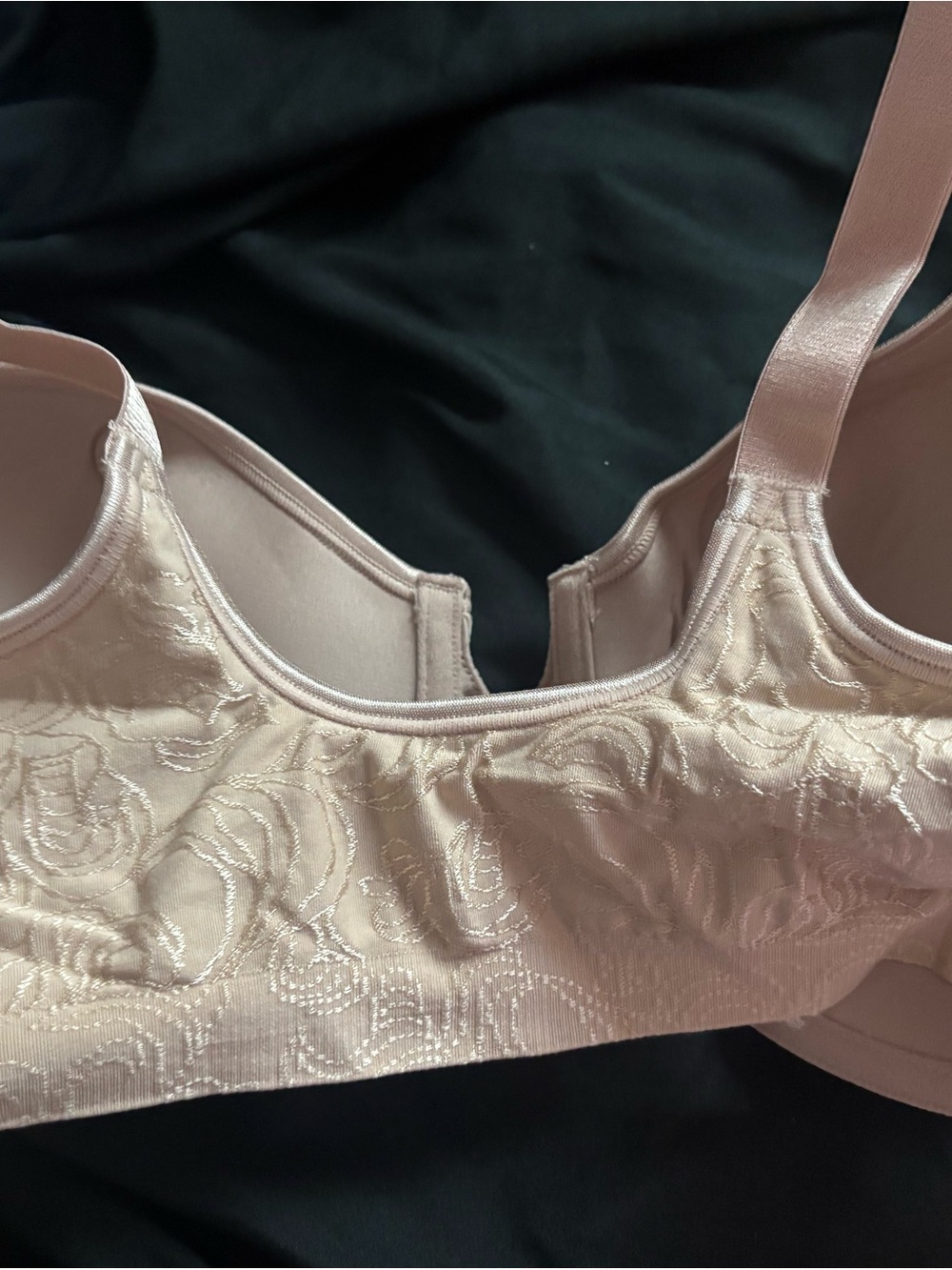 Front-Close Padless Bra - Picture 5 of 8